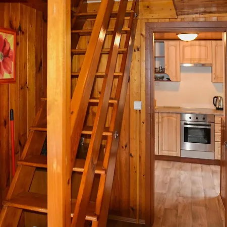 Chalet Relaxing Forest Escape With Bbq Kyjov (Usti nad Labem)