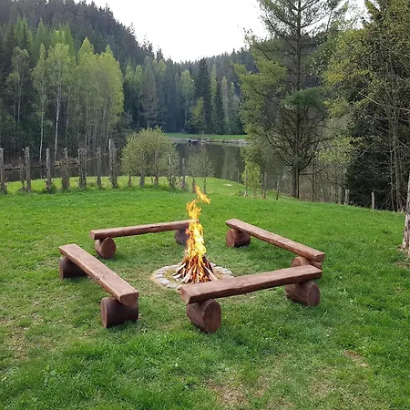 Relaxing Forest Escape With Bbq * Kyjov (Usti nad Labem)