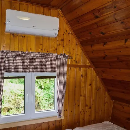 Relaxing Forest Escape With Bbq Chalet *